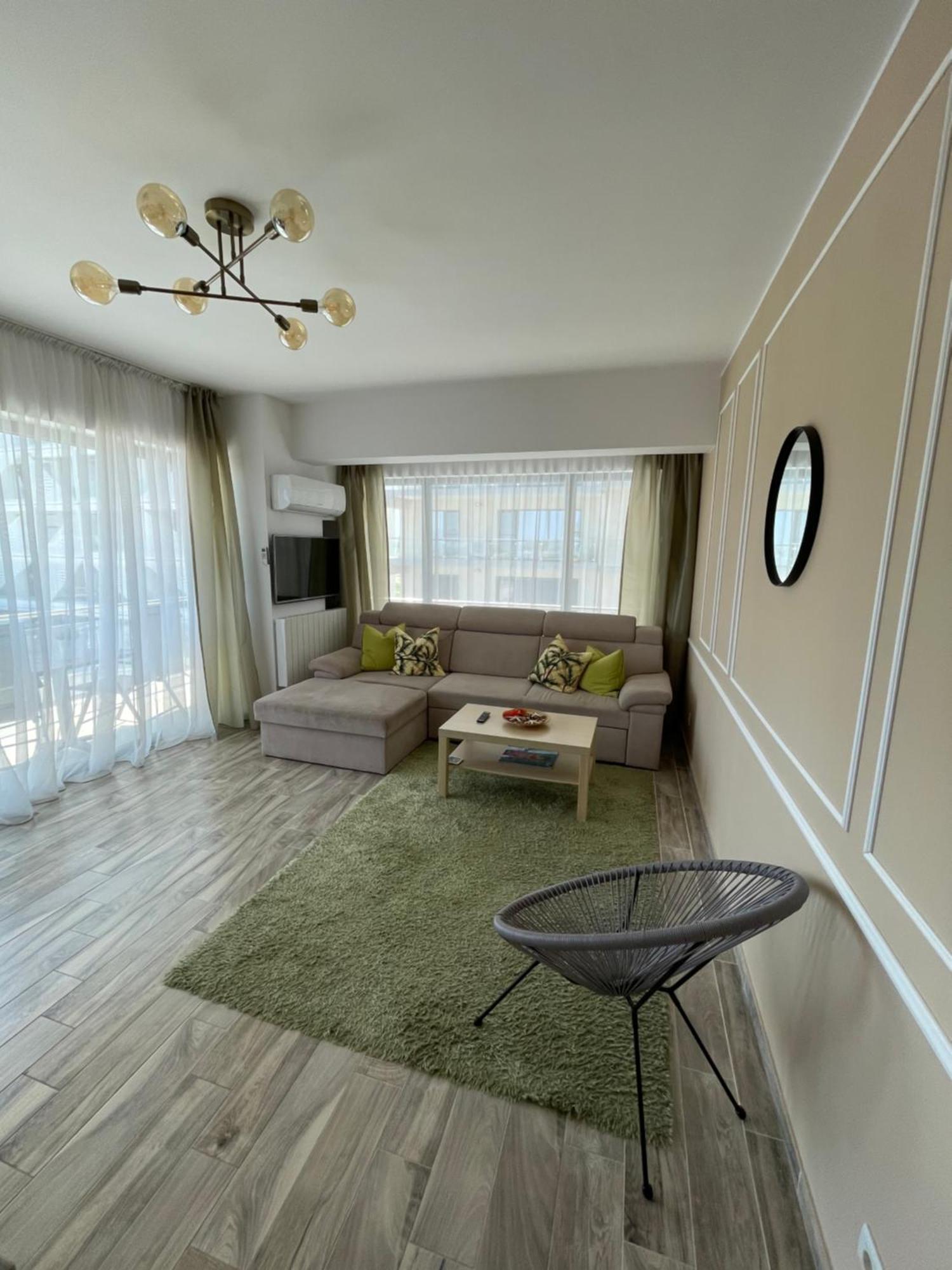 Summer Breeze Mamaia Nord Apart Apartment Exterior photo